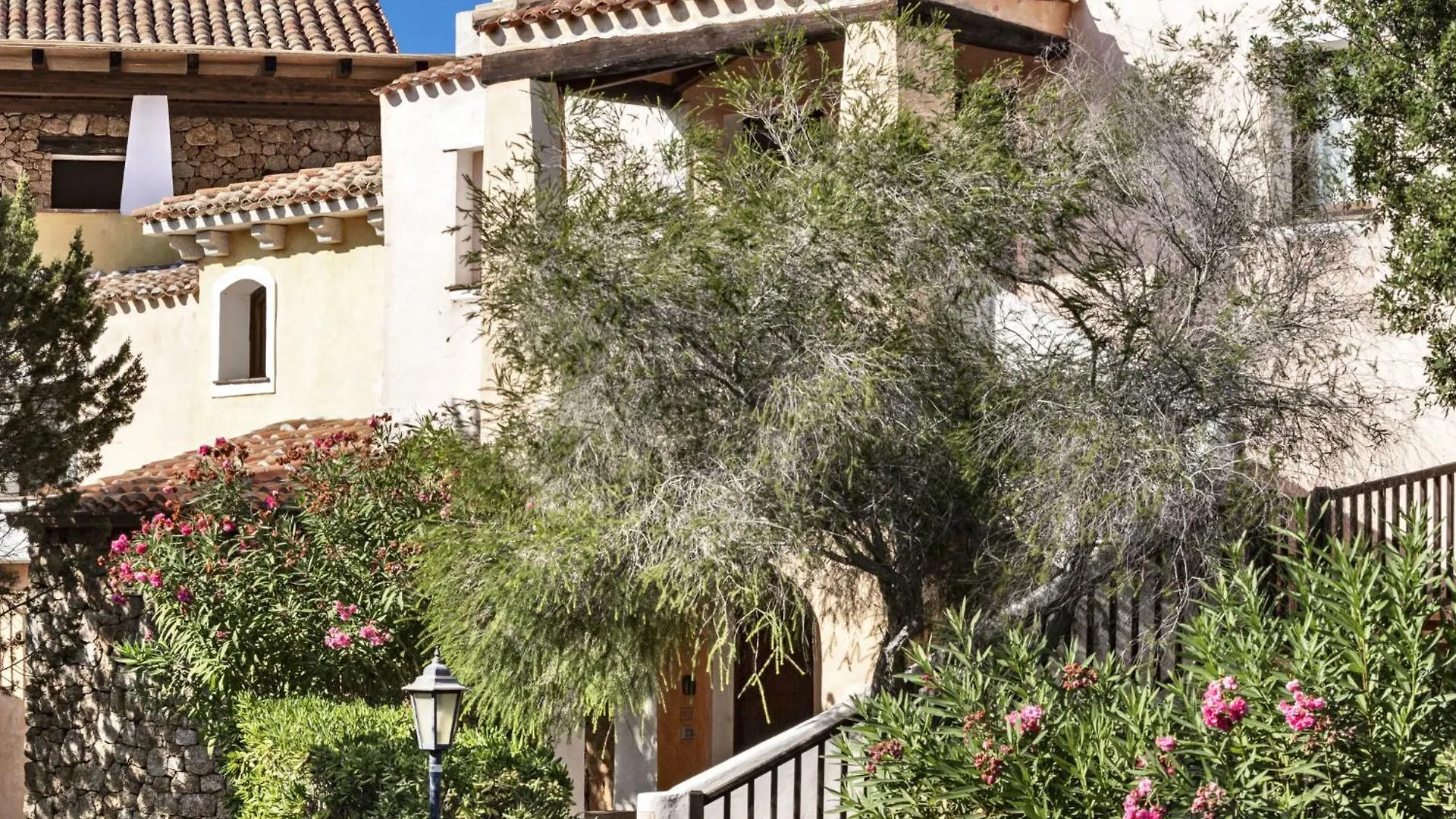Apartment Il Giardino Degli Oleandri-2 By Interhome ليسيا دي فاكا